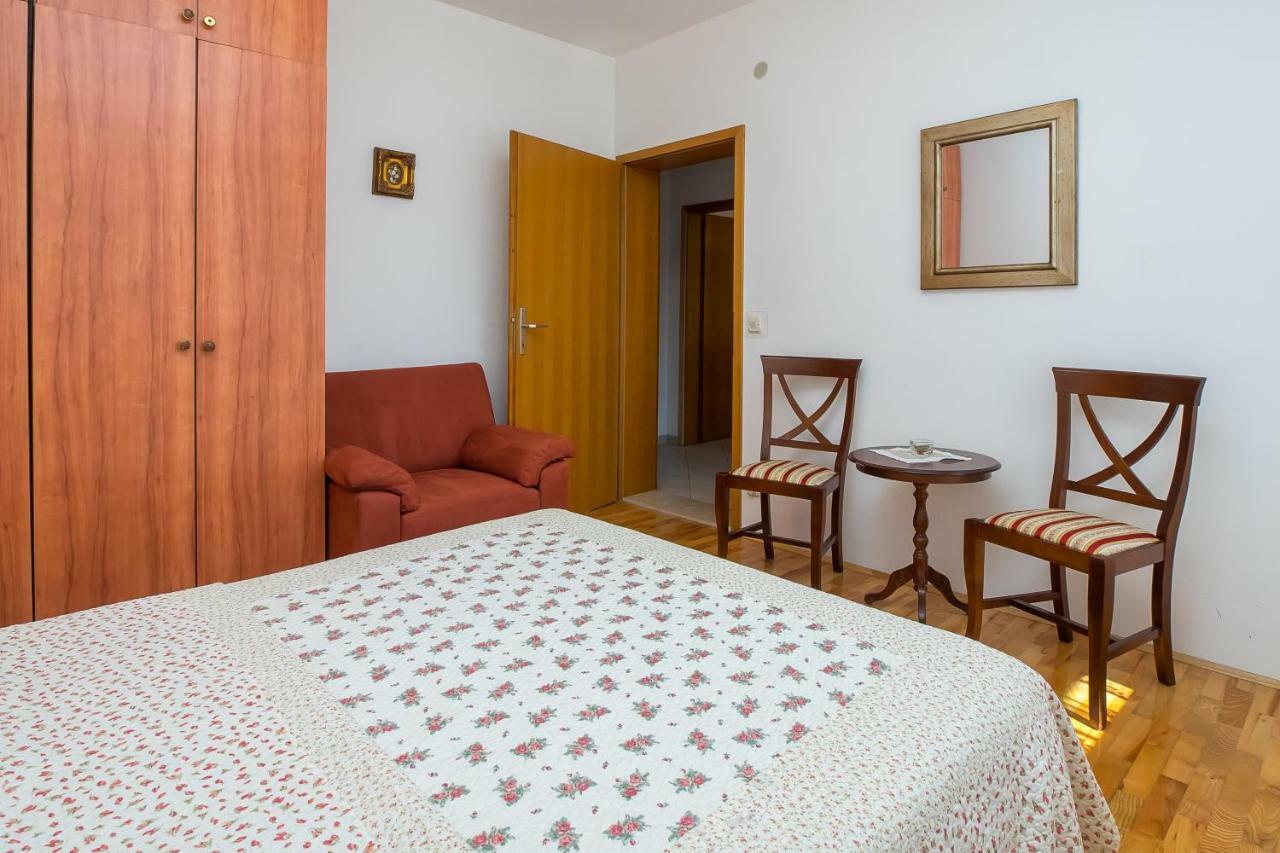 Apartment Olivera Трогир Экстерьер фото